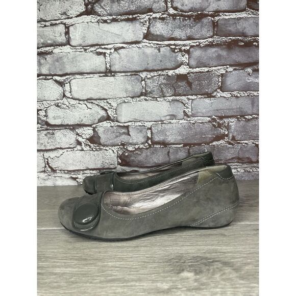 ECCO Grey Suede Leather Button Detail Ballet Casual Flats Women Sz 38EU/7.5M US - Picture 16 of 16